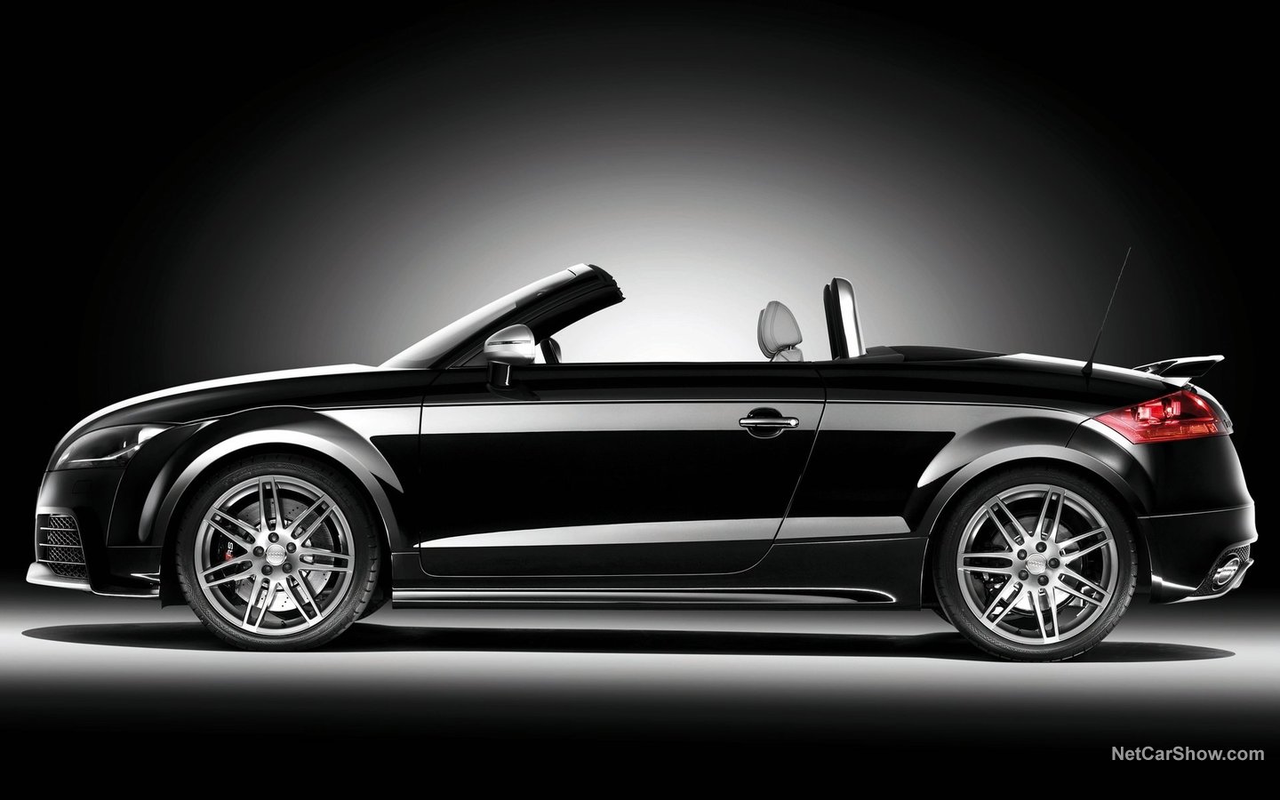 Audi TT RS Roadster 2010 7fbb02d1