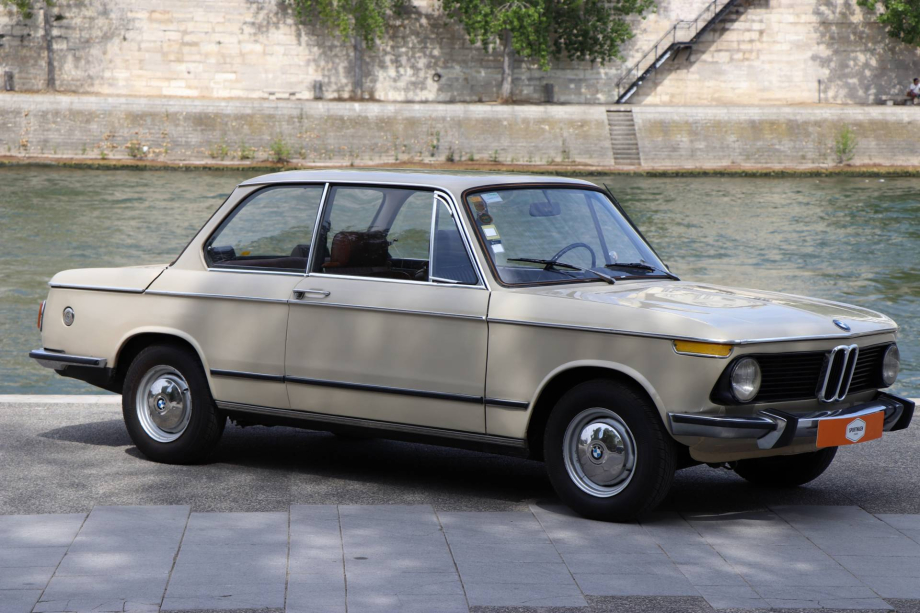 BMW 1602 1975 classic-trader 