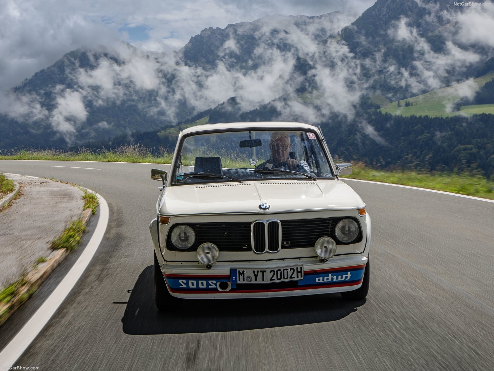 BMW 2002 Turbo 1973 BMW-2002_turbo-1973-1600-38