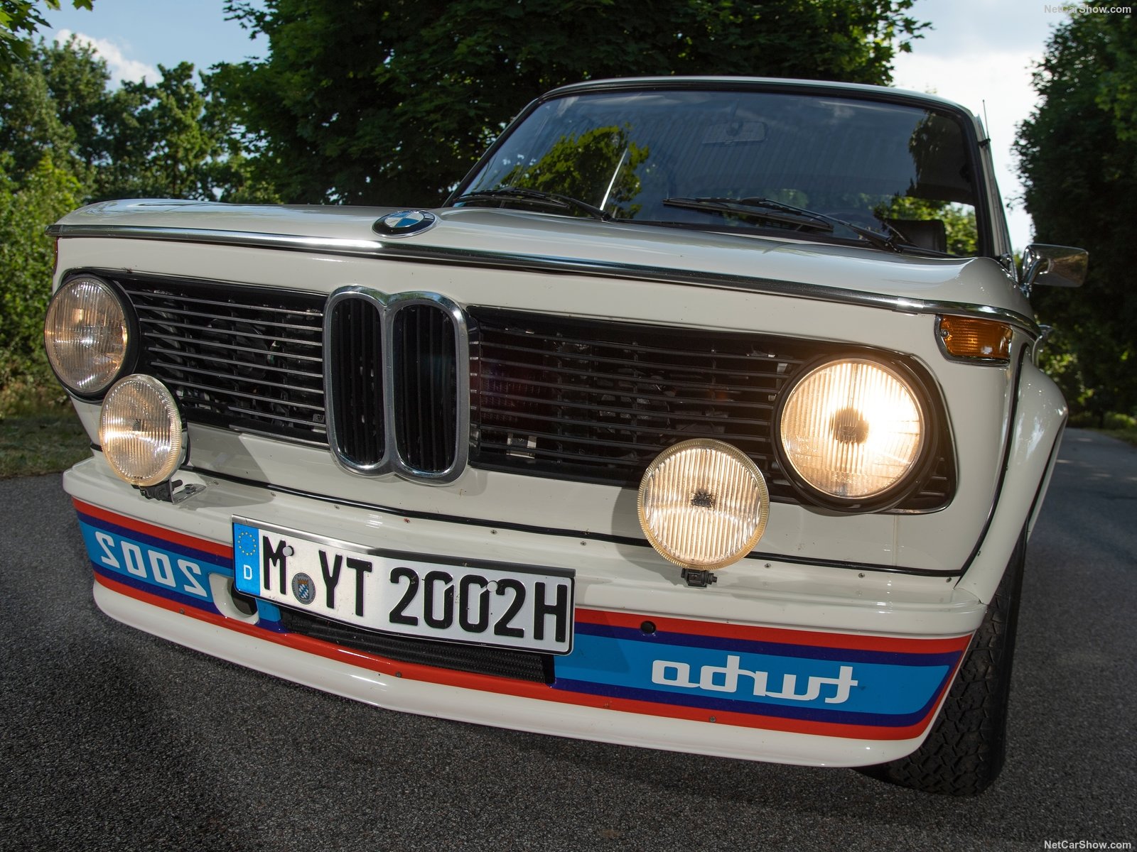 BMW 2002 Turbo 1973 BMW-2002_turbo-1973-1600-3b