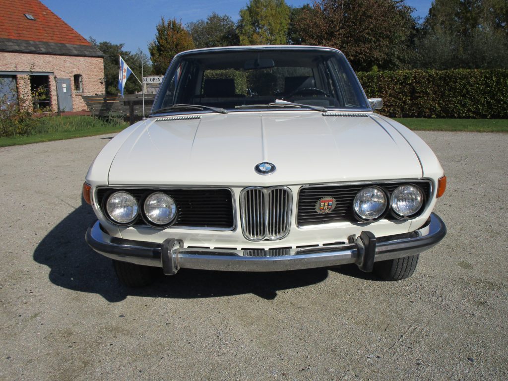 BMW 2500 (E3) New Six Sedan 1969 californiaclassics 