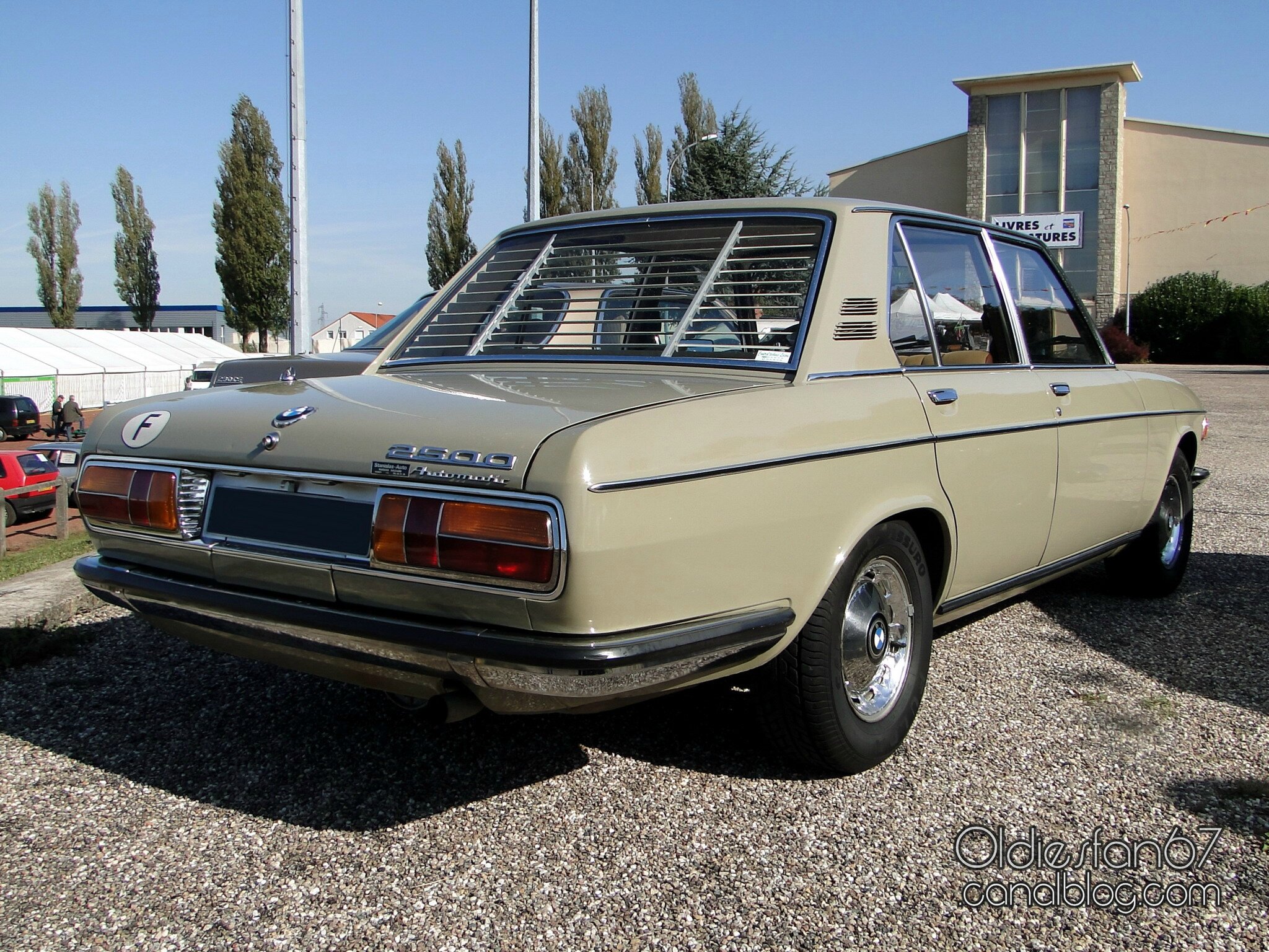 BMW 2500 (E3) New Six Sedan 4-door 1969 oldiesfan67-canalblog com         107831106_o