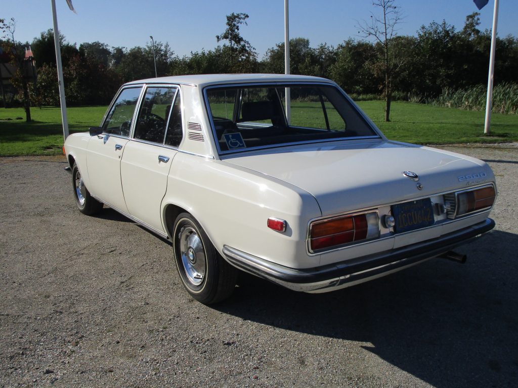 BMW 2500(E9) New Six Sedan 1969 californiaclassics 