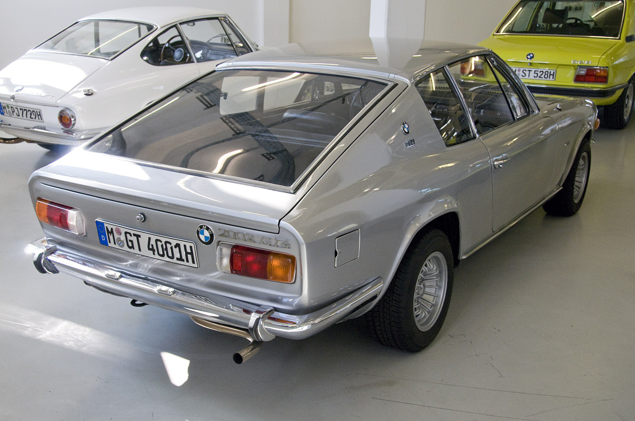 BMW FRUA 2002ti Coupe GT4 1969 fabwhellsdigest-blogspot 