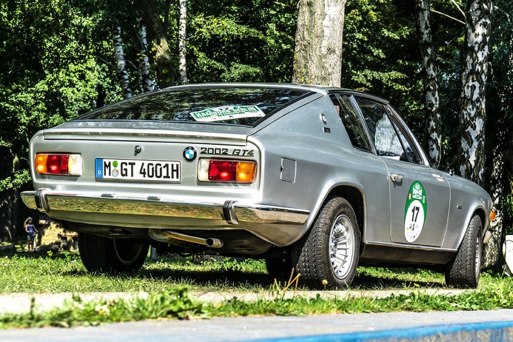BMW FRUA 2002ti Coupe GT4 1969 planetcarsz 