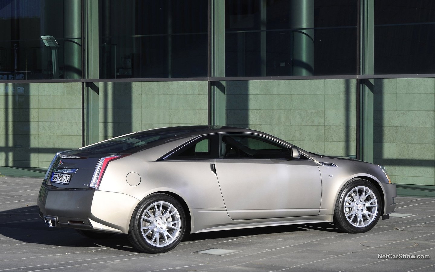Cadillac CTS Coupe 2011 c1ee3c4d