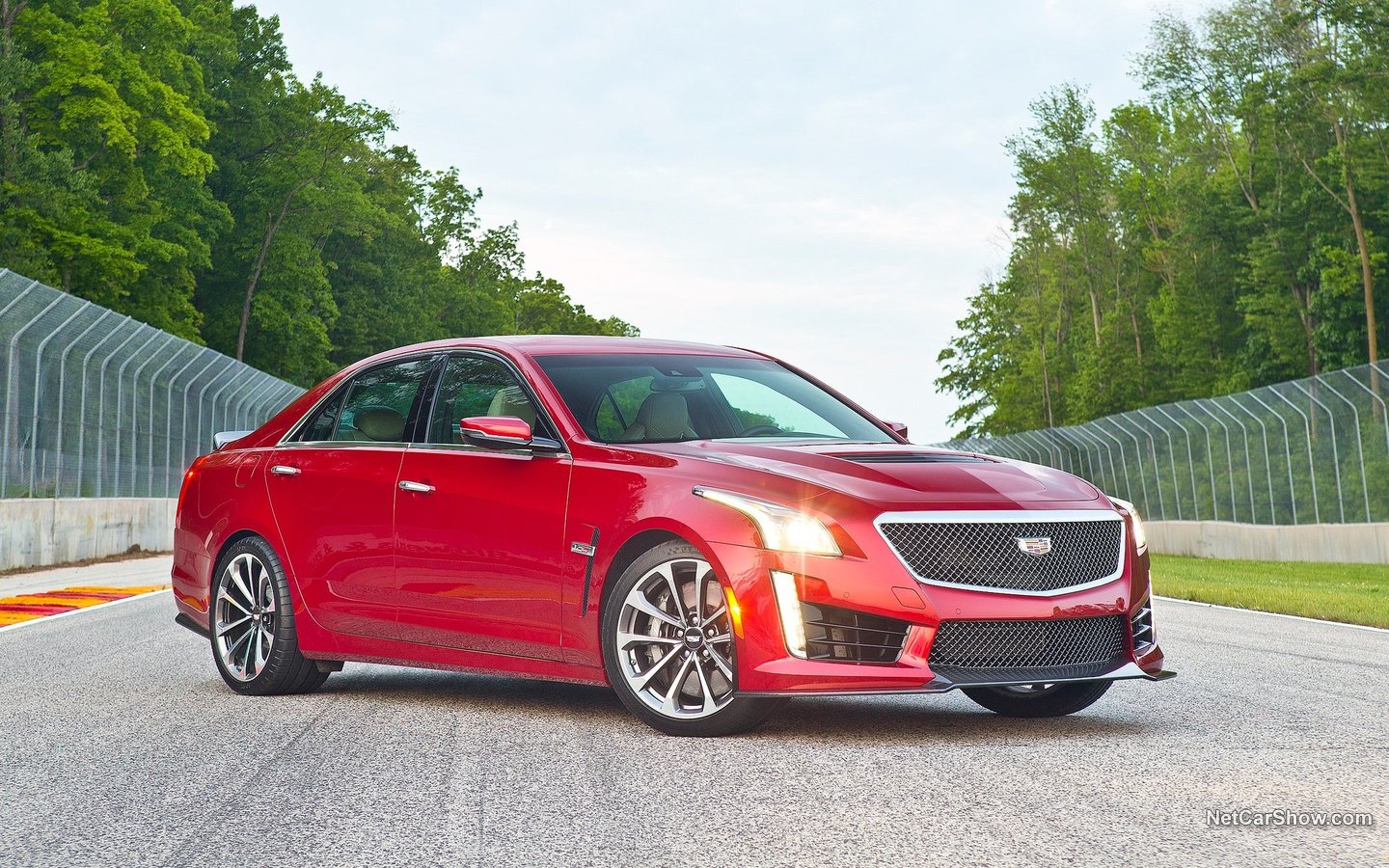 Cadillac CTS-V 2016 b79a7892