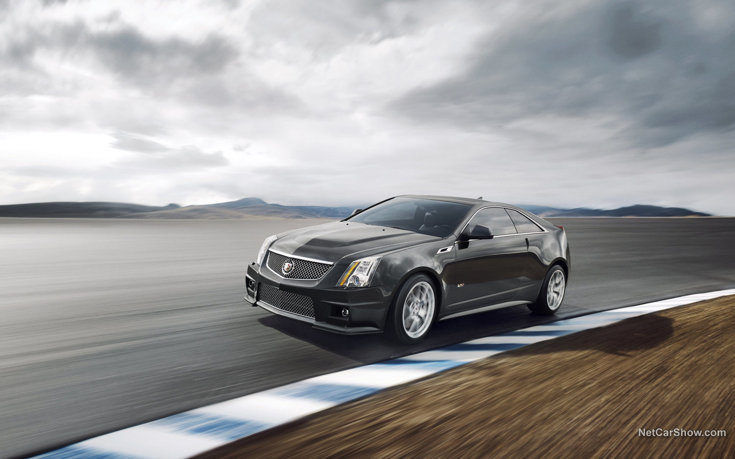 Cadillac CTS-V Coupé 2011 0b553adf