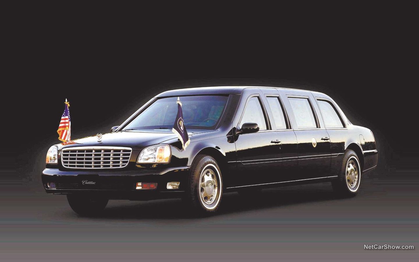 Cadillac DeVille Presidential Limousine 2001 380a3dc2
