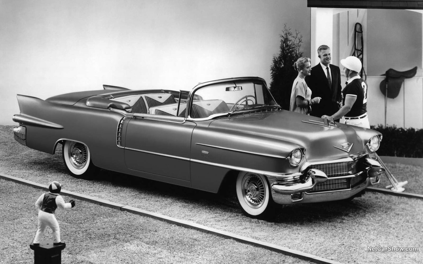 Cadillac Eldorado 1954 7e6473af