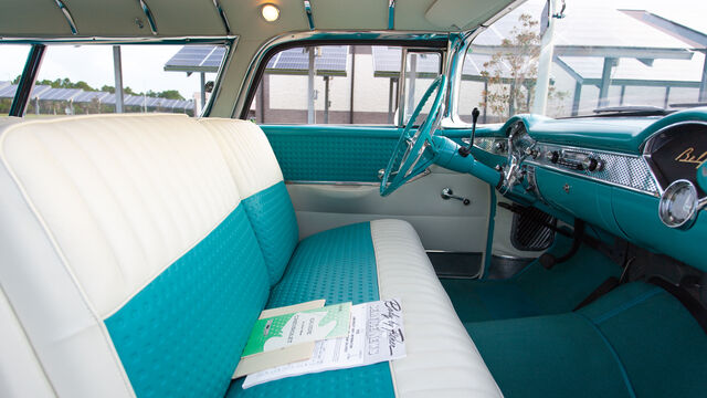 Chevrolet Bel Air Nomad 1955 americanmusclecarmuseum com 1955-chevrolet-nomad-16