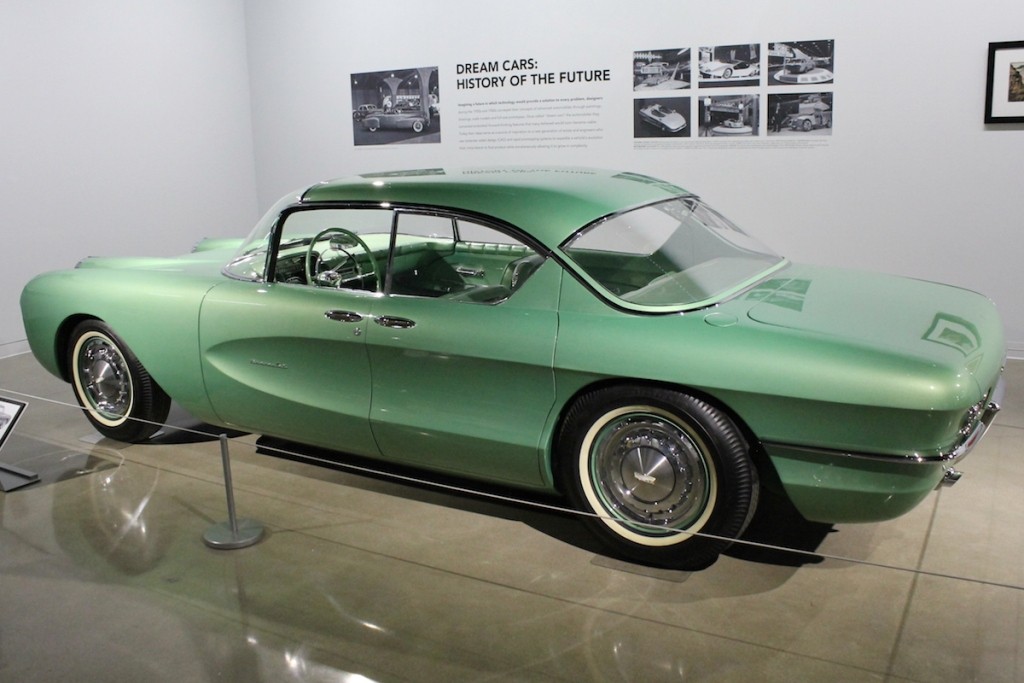 Chevrolet Biscayne Concept Car 1955 planetcarsz 