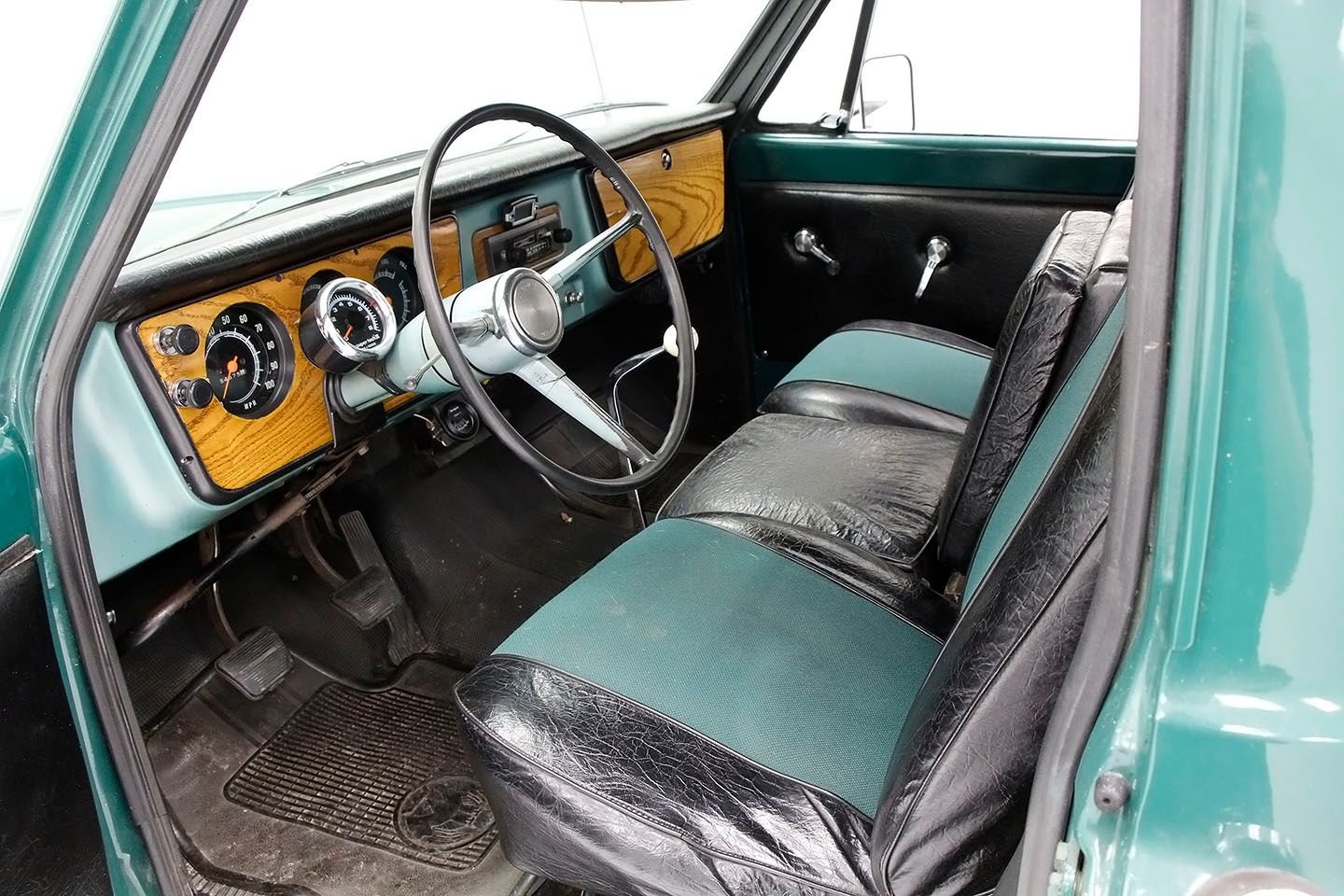 Chevrolet C10 Flatsideside Pickup 1967 classicautomall ii 1967-chevrolet-c10