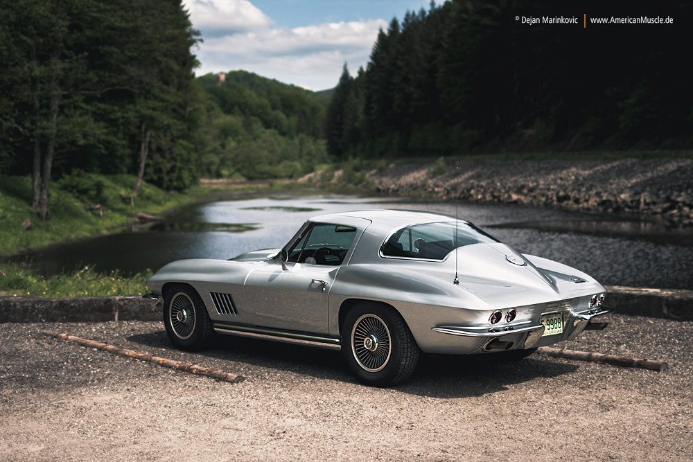 Chevrolet Corvette C2 Sting Ray 1968 silver_sting_ray_by_americanmuscle-d7jttf8