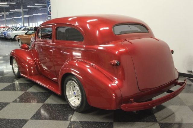 Chevrolet Master 85 Sedan Streetrod 368 V8 1939  classiccarsmarks com com R