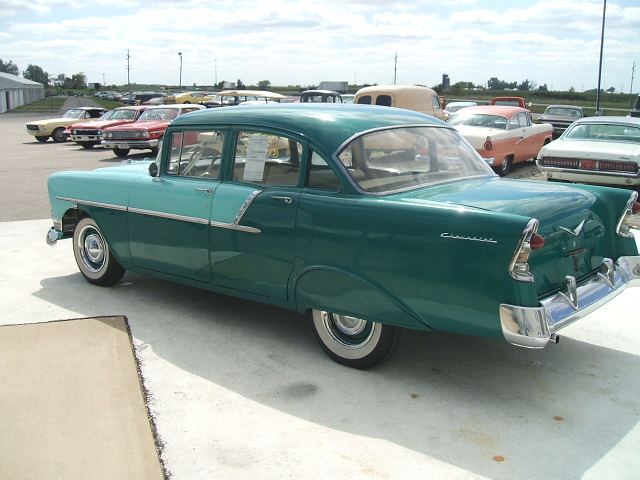 Chevrolet Sedan 1956 7150_2