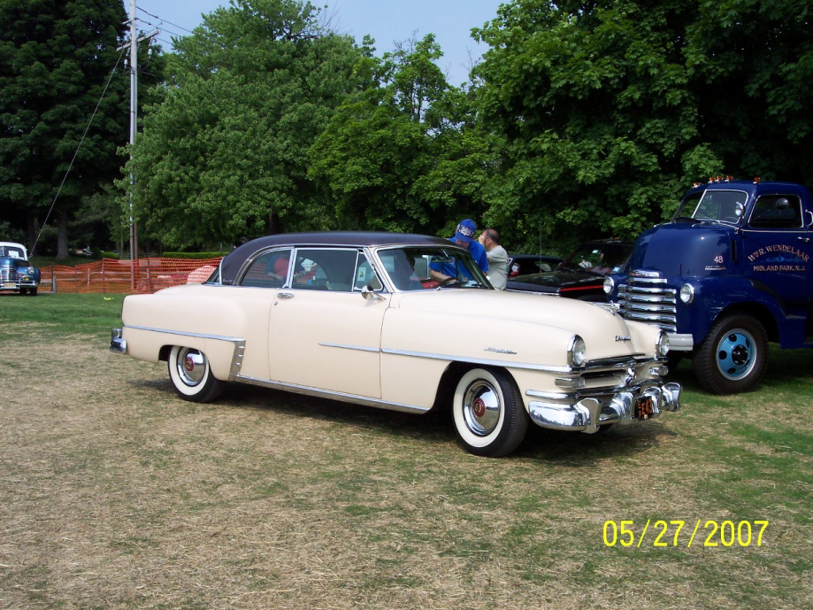 Chrysler Windsor Newport Sedan 2-door 1953