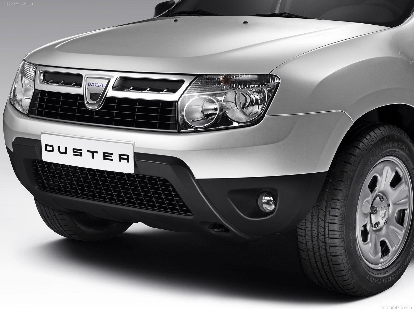 Dacia Duster 2011 Dacia-Duster-2011-1600-4a