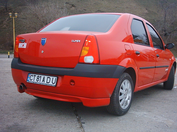 Dacia Logan 2005 carphotos