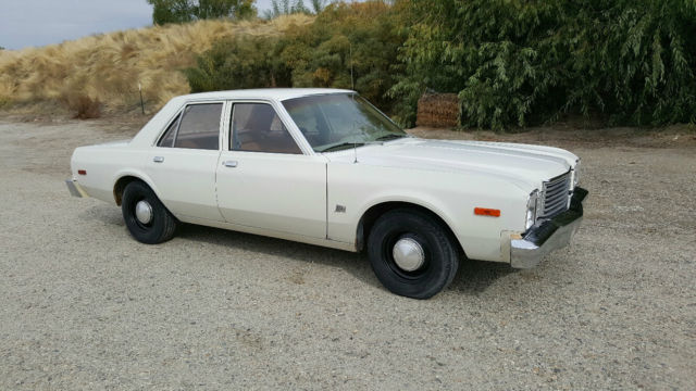 Dodge Aspen Sedan 4-door 318 V8 1977 smclassiccars