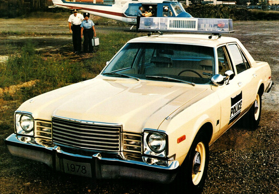 Dodge Aspen Sedan Police 1978  favcars dodge_aspen_1978_pictures_1_b