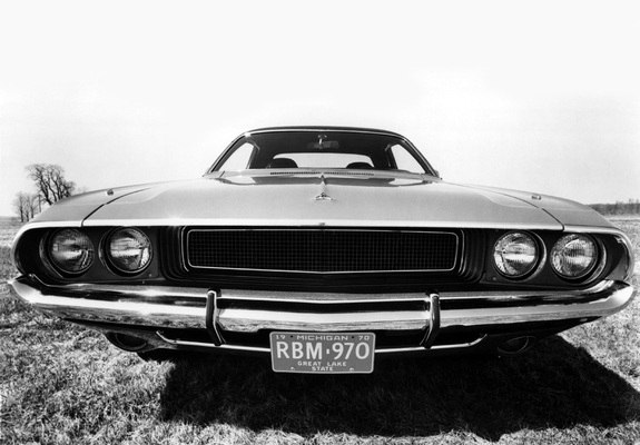 Dodge Challenger 1970 favcars wallpapers_dodge_challenger_1970_1_b