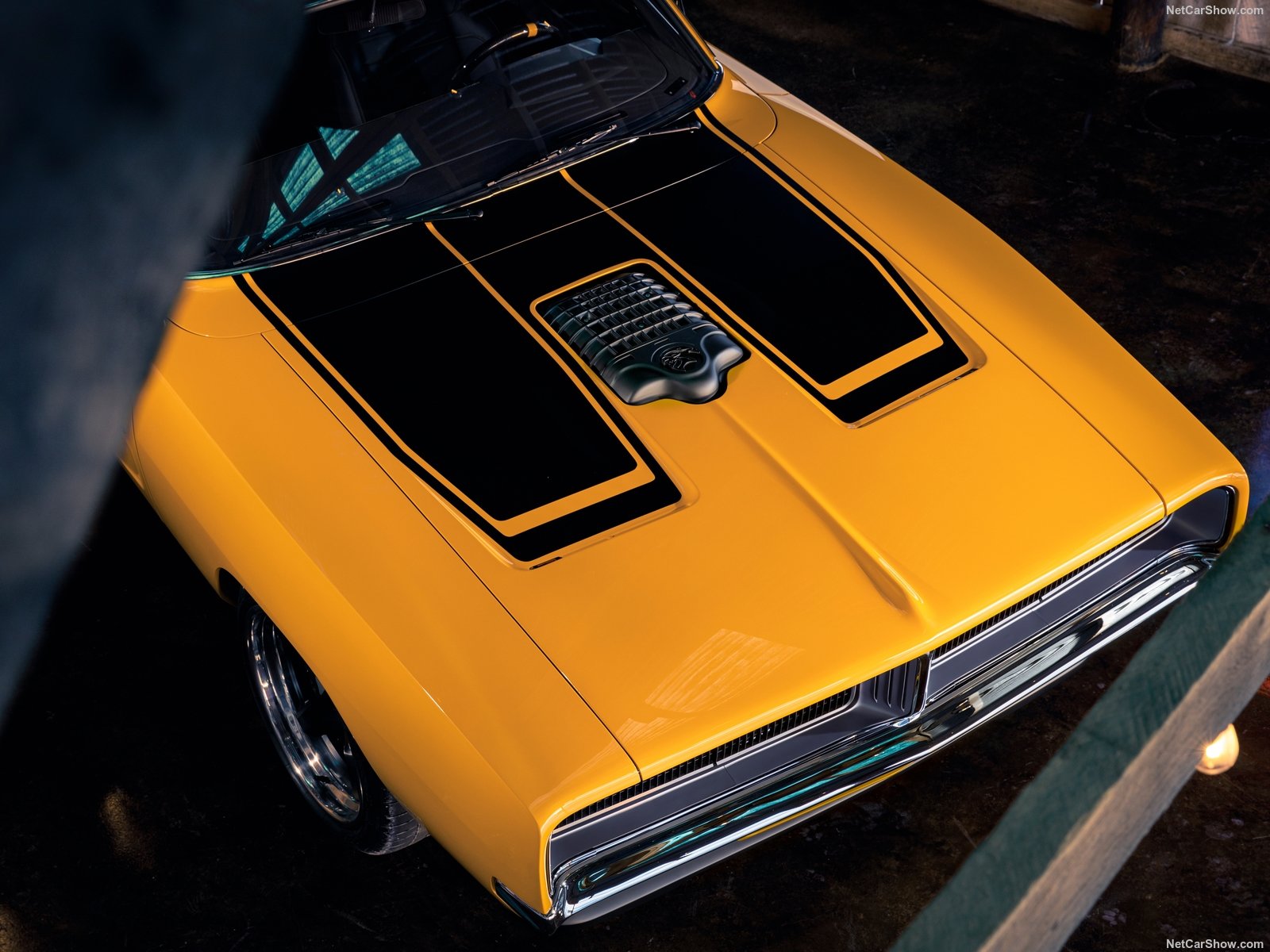 Dodge Charger R Captive by Ringbrothers 1969 Dodge-Charger_CAPTIV_by_Ringbrothers-1969-1600-12