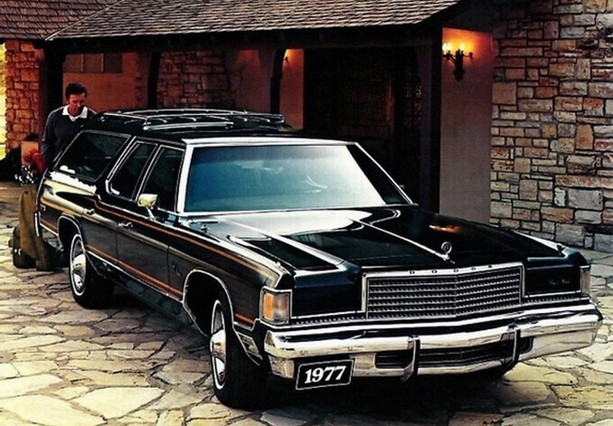 Dodge Royal Monaco Brougham 4-door Waggon 1977 favcars com  pictures_dodge_monaco_1977_1_b vvv 