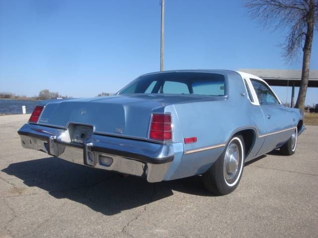 Dodge Royal Monaco Brougham Sedan 2-door 1977 i