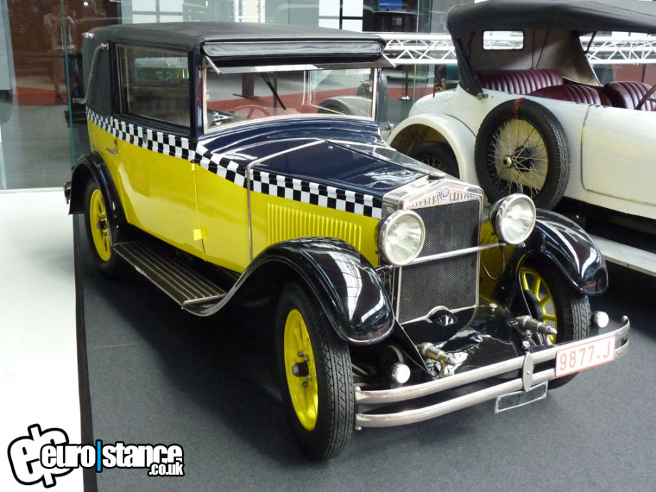 Fiat 509A Coupé Gaston Lagaffe 1925 Le Garage de Franquin- topworldauto com com  1925-fiat-509_928de