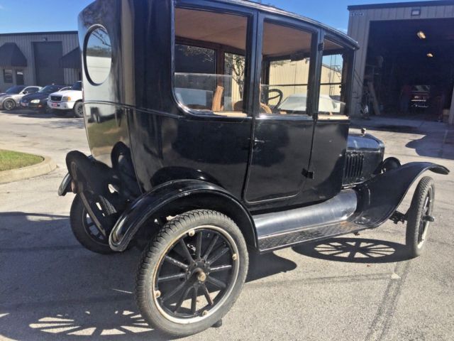 Ford T Center Door 1921 classiccadb com 1921-ford-model-t-rare-center-door-survivor-3