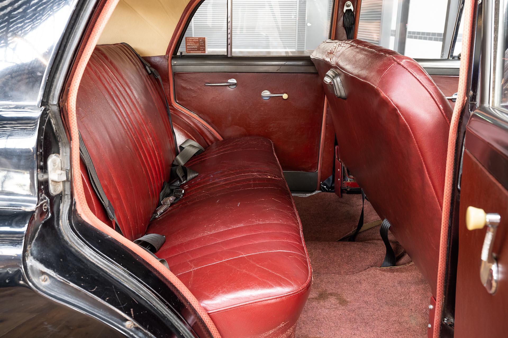 Holden FX 48-215 Sedan 1949 richmonds  