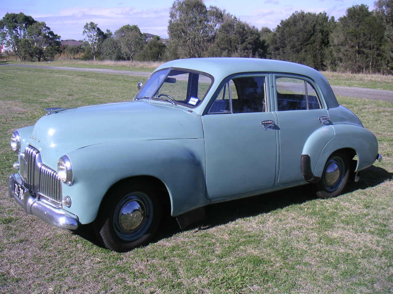 Holden FX 48-215 Sedan 1952  assets