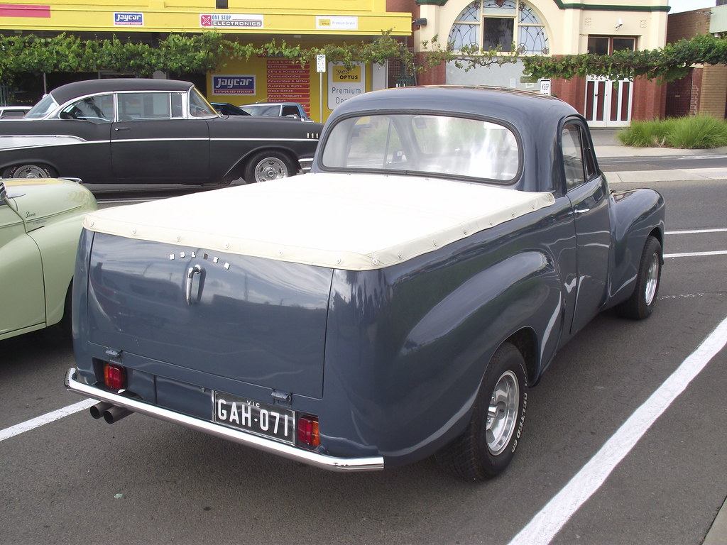 Holden FX 48-215 Ute 1952  flickr com