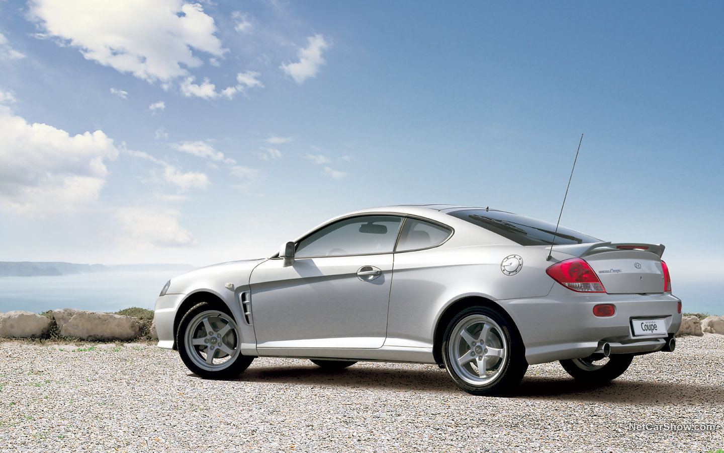 Hyundai Coupe 2005 4b70d377