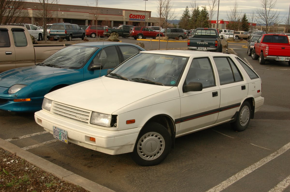 Hyundai Excel II Hatchback 1992 auto-database  
