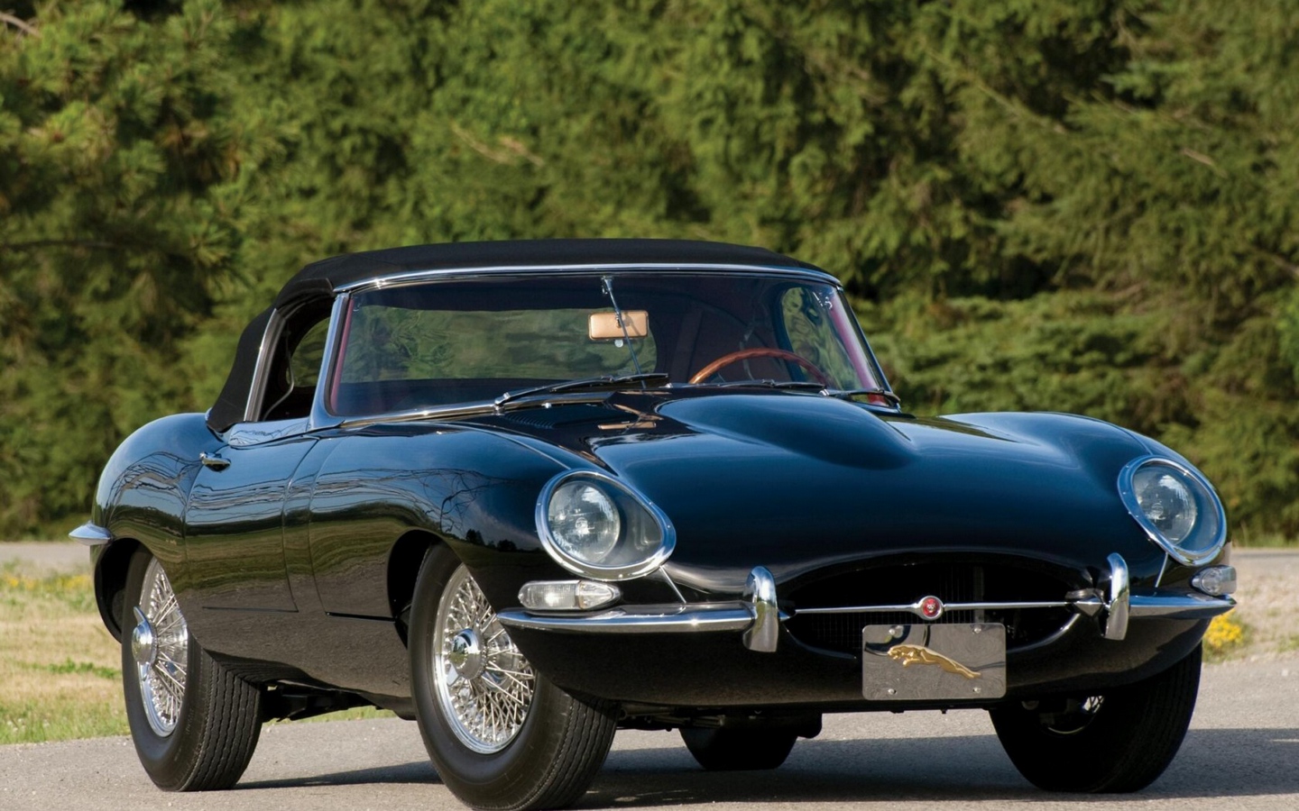 Jaguar E-Type Convertible 1961 jaguar_e_type_1961_black_retro_100859_1440x900