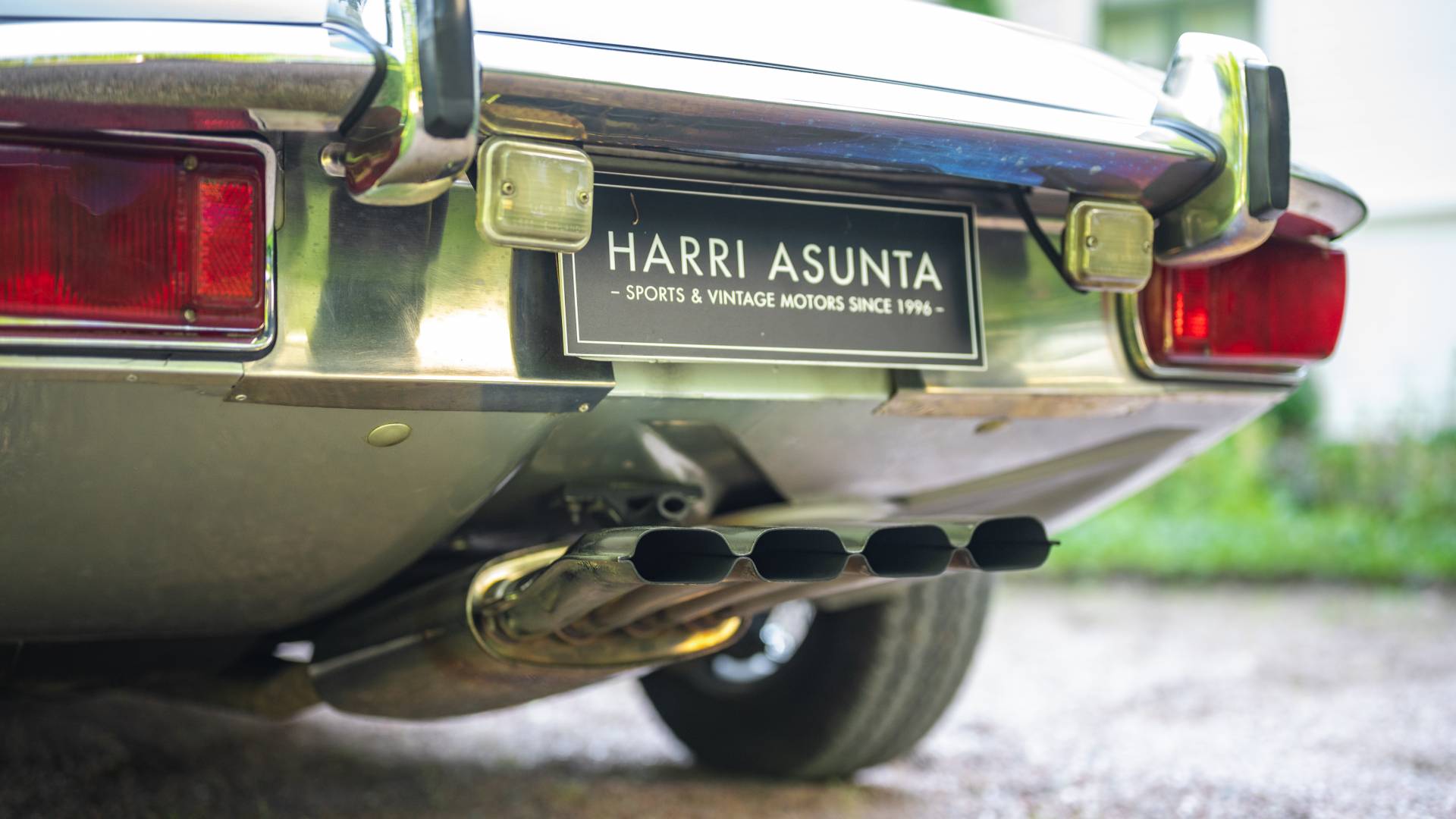 Jaguar E-type Roadster V12 Serie III 1973 classic-trader - Harri Asunta Sports & Vintage Motors Since 1996 - vehicle_ad_standard_image_b2d45344b00b05322dd4f98f1be2cda8