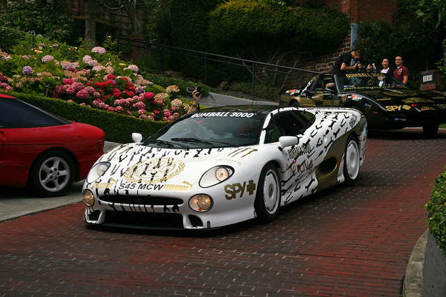Jaguar twr xj220r streetversion 1994 live