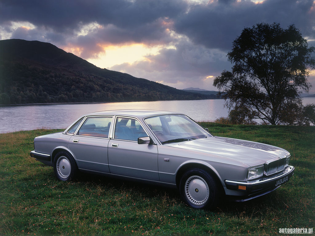 Jaguar XJ6 Sovereign 1986 _1986_01_m