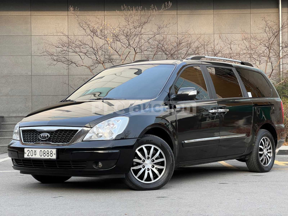 KIA Carnival 2012 img