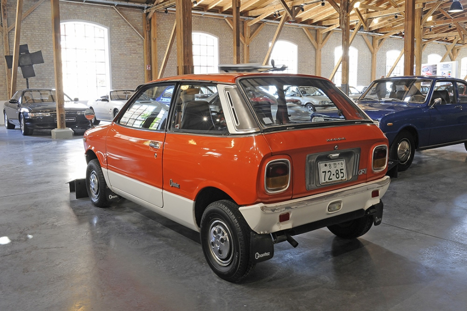 Mazda Chantez 2inL 1972 carsot 