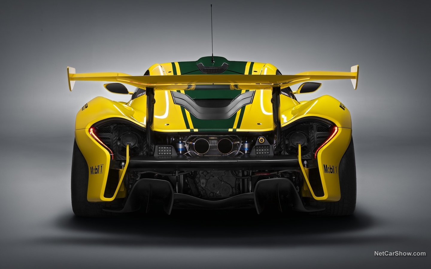 McLaren P1 GTR 2015 09e72c38