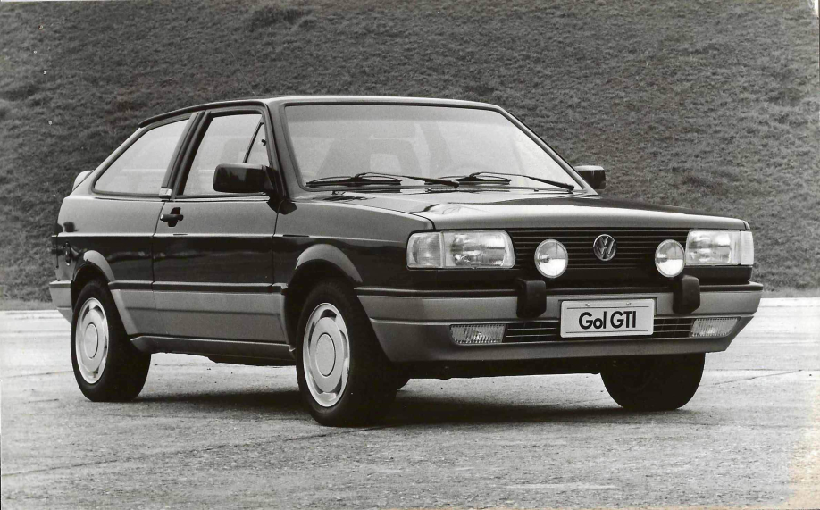 Volkswagen Gol GTI Coupé Hatchback 3-door 1991 blogger