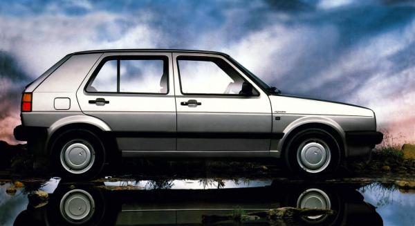 Volkswagen Golf 1987 momentcar com  volkswagen-golf-1987-2