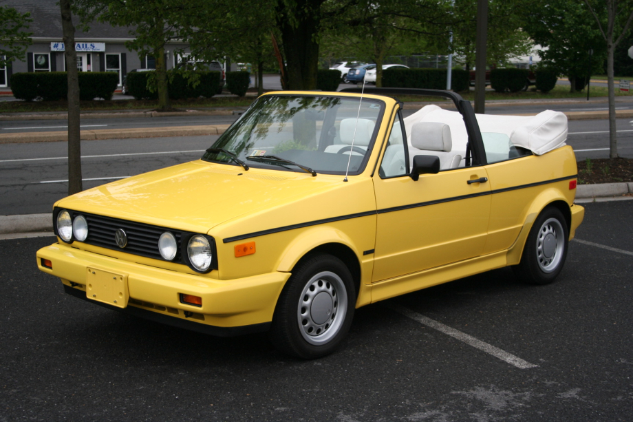 Volkswagen Golf Cabriolet 1990 momentcar 