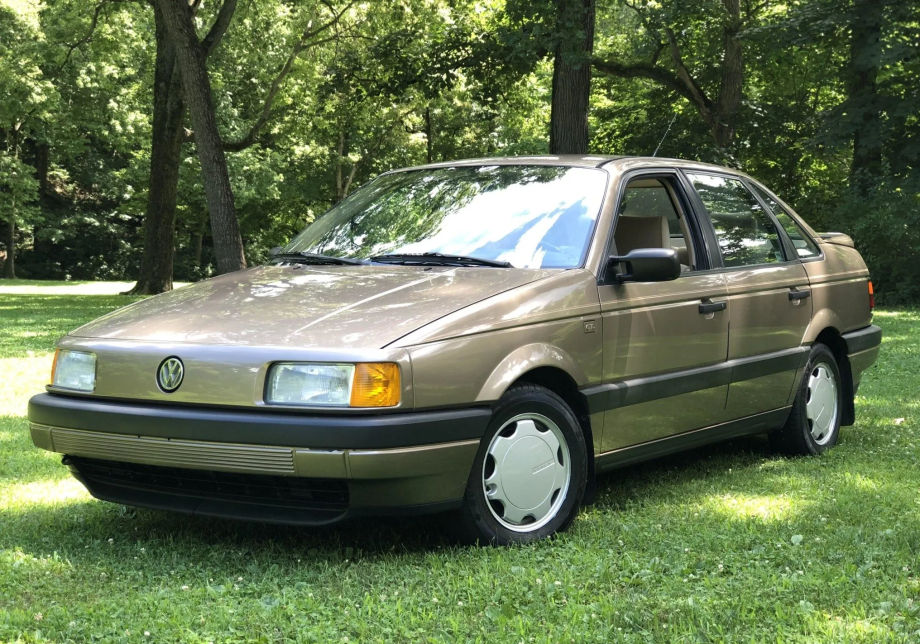 Volkswagen Passat 1990 bringatrailer 