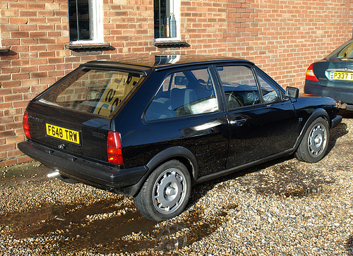 Volkswagen Polo Coupé Hatchback 3-door 1989 static