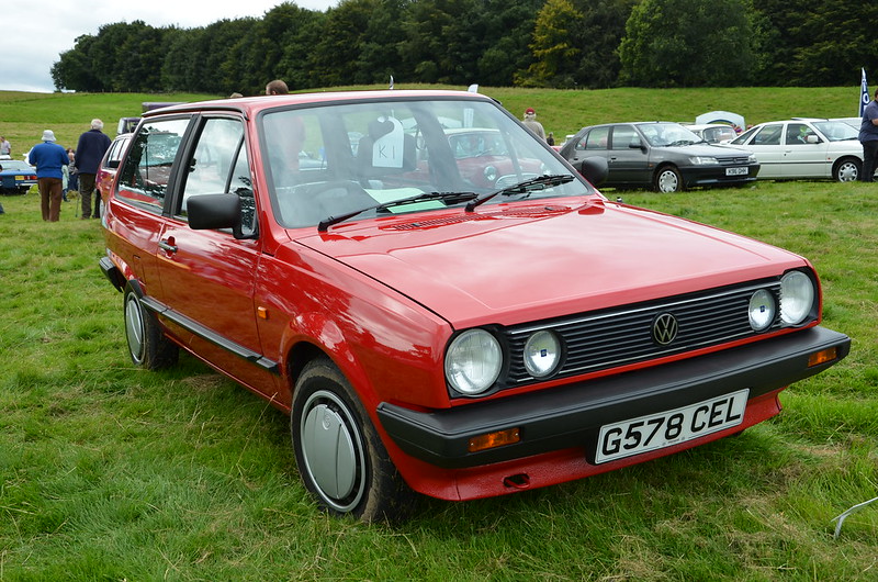 Volkswagen Polo Hatchback 1989 bildata