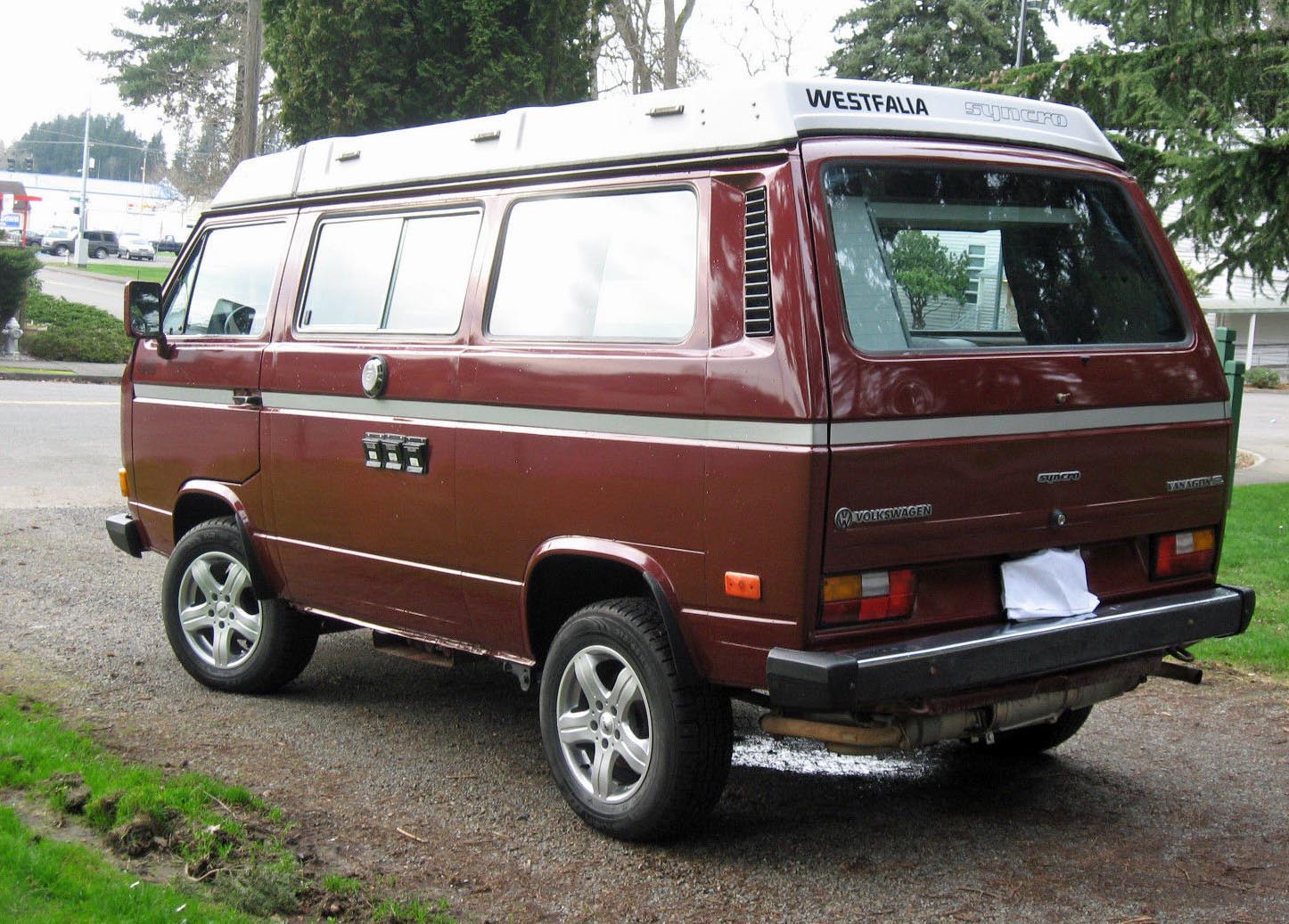 Volkswagen Vanagon Westfalia Sycncro 4x4 1987 westfaliaforsale com     1987-vw-vanagon-westfalia-camper-syncro-red-auction-tacoma-wa-37k-2